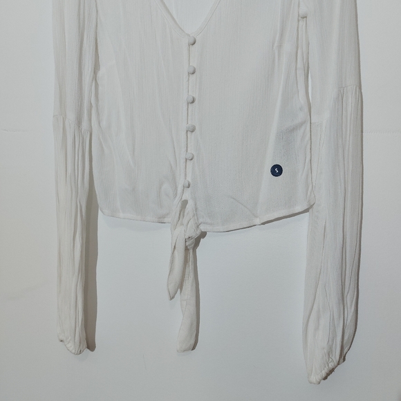 Hollister Button Down Tie Crop Top - Picture 2 of 9